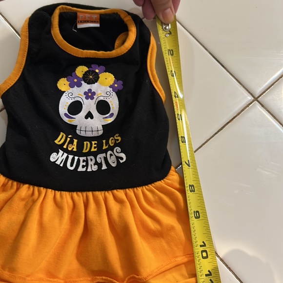 Day if the dead doggy dress - Picture 6 of 7